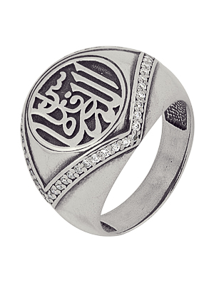 Кольцо из серебра с фианитом