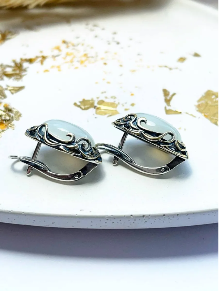 Серьги из серебра с лунным камнем (Арт. 2317935168)-2.png