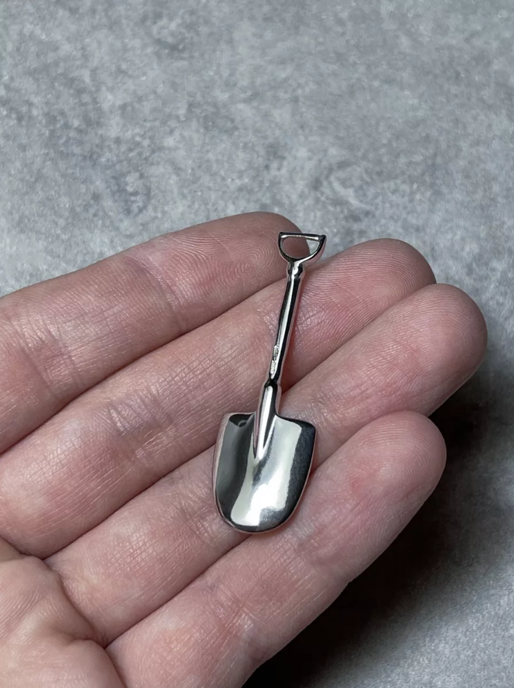 Сувенир из серебра без вставок (Арт. 3400050009)-2.png