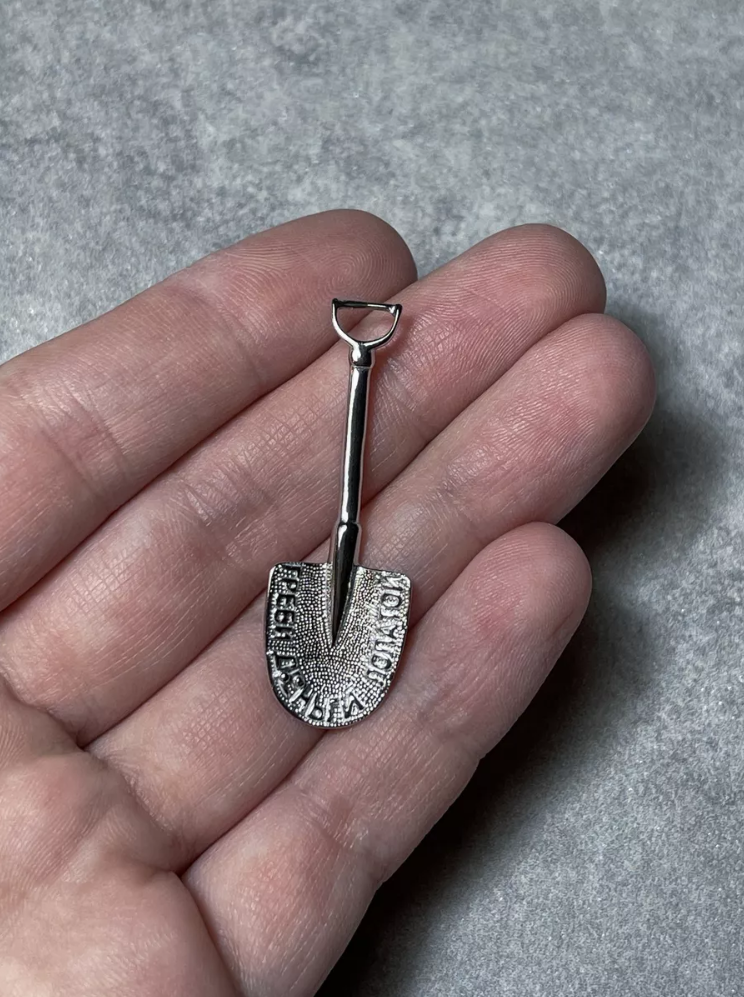 Сувенир из серебра без вставок (Арт. 3400050009)-1.png