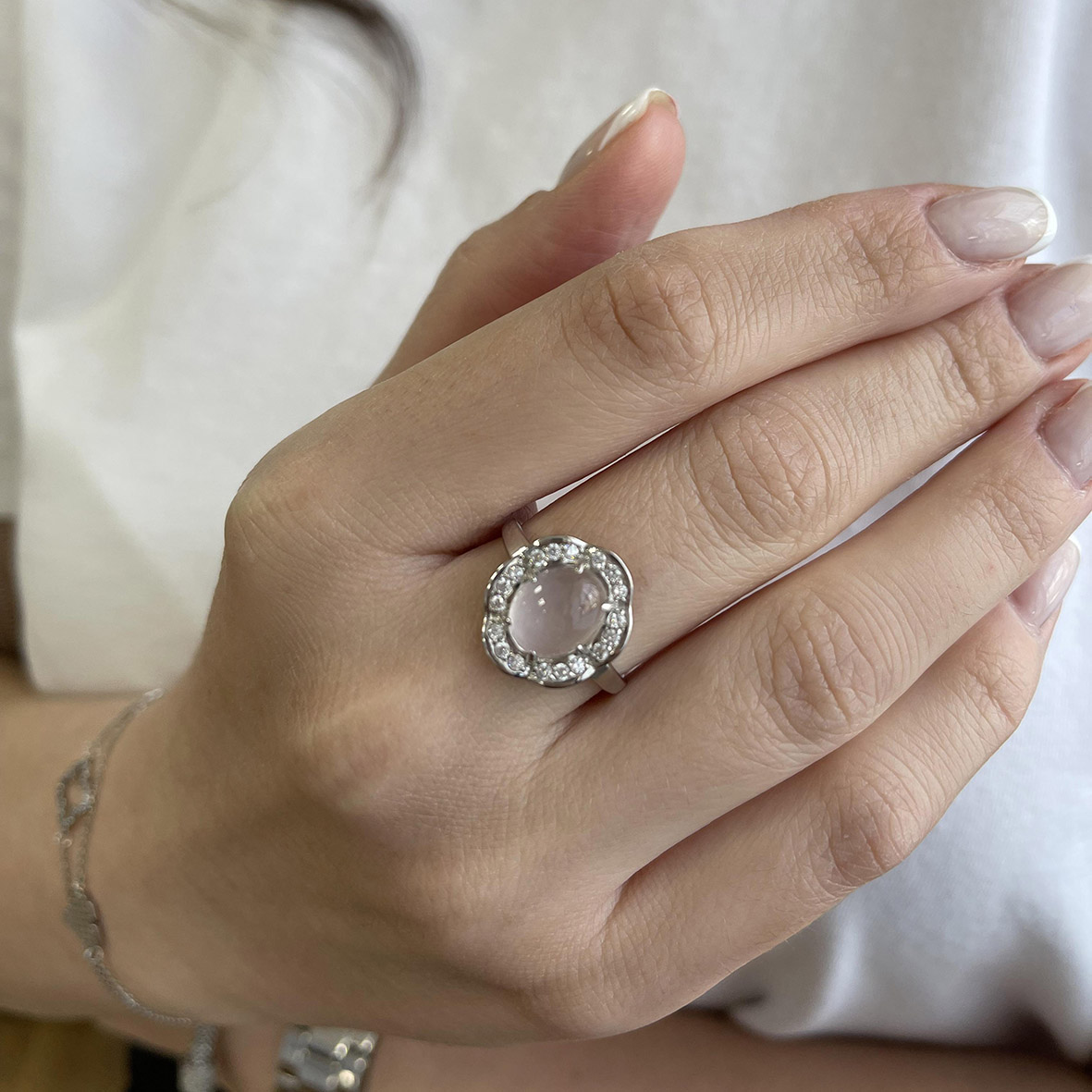 Кольцо из серебра с кварцем и фианитами (Арт. 1340100141-30)-1.jpg