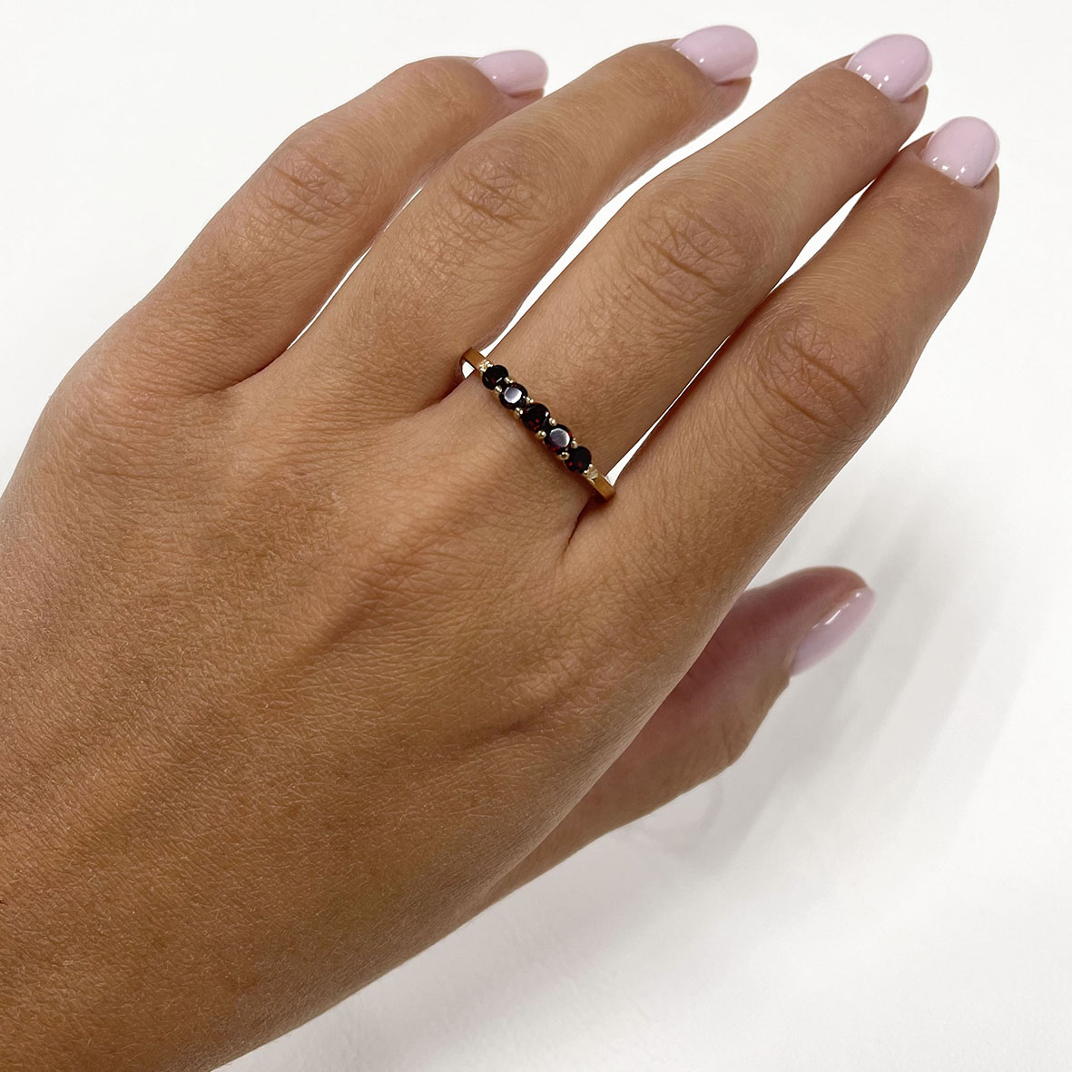 Кольцо из серебра с гранатами (Арт. 1320151319)-1.jpg Кольцо из серебра с гранатами (Арт. 1320151319)-1.jpg