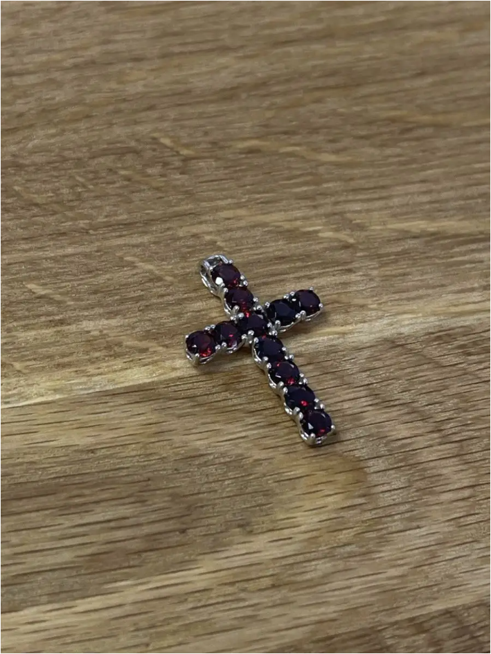 Подвеска крестик из серебра с гранатом-5.png