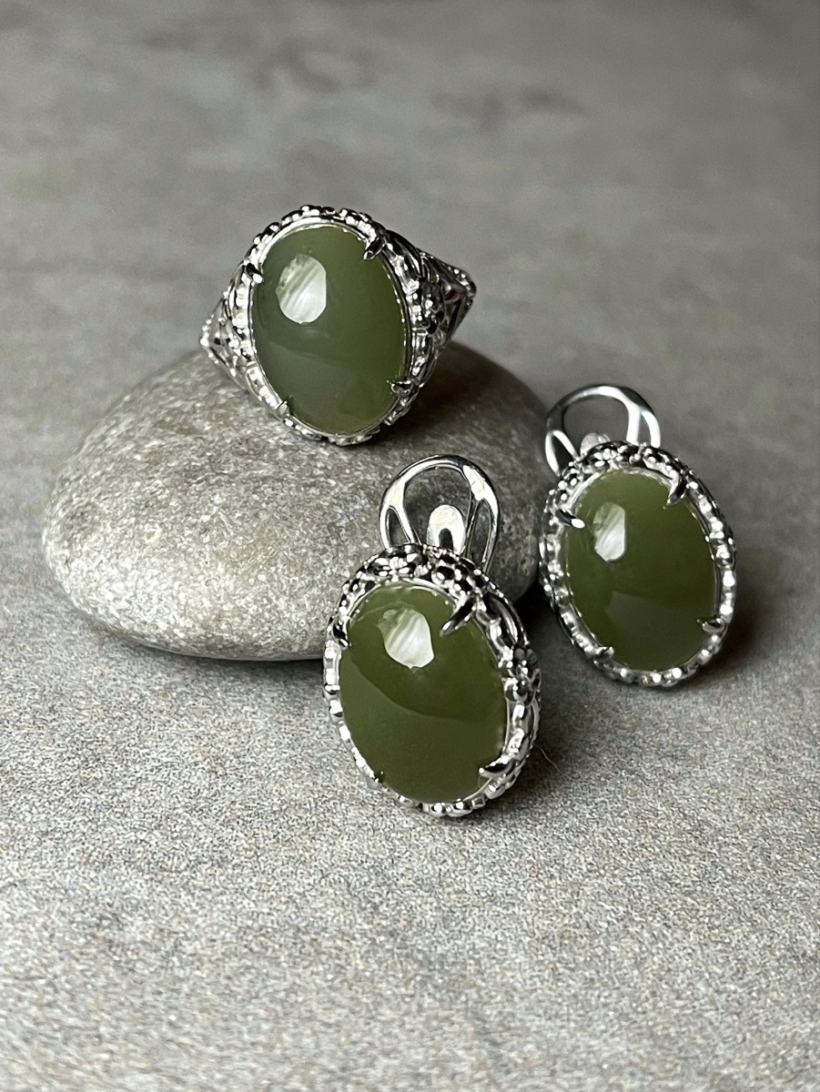 Серьги из серебра с нефритами (Арт. 2340355716)-1.jpg