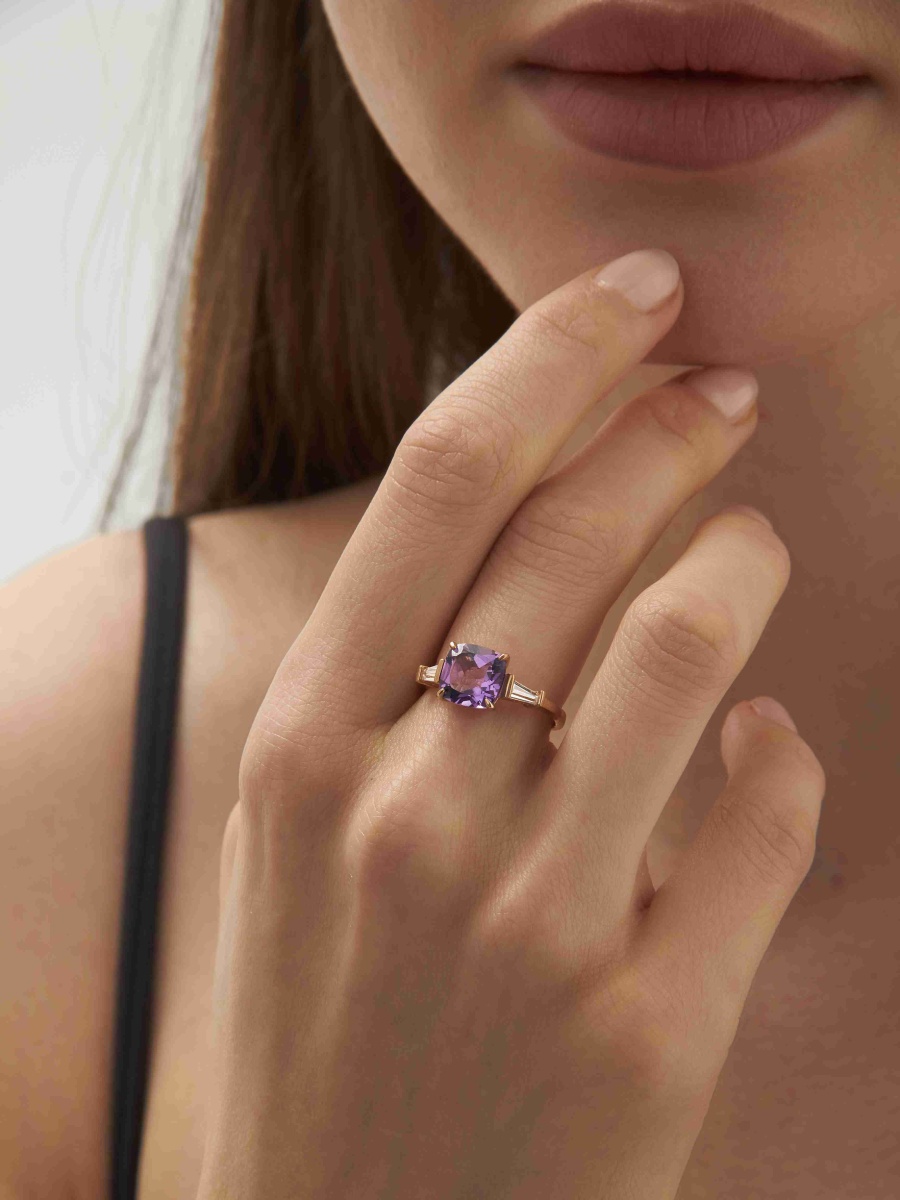 Кольцо из серебра с аметист (Арт. 1320061939)-1.jpg Кольцо из серебра с аметист (Арт. 1320061939)-1.jpg