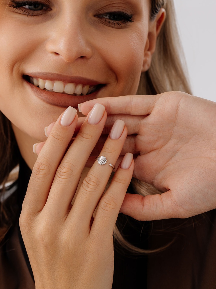 Кольцо из серебра без вставок (Арт. 1340401748)-2.jpg