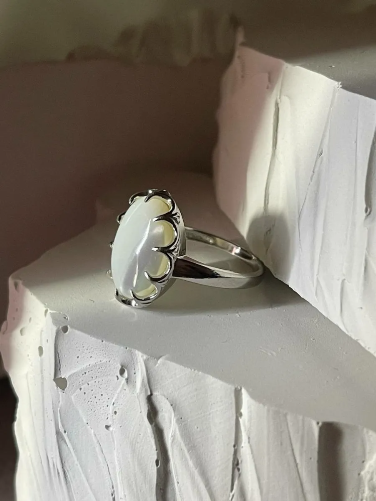Кольцо из серебра с перламутрами (Арт. 1340495772)-1.png
