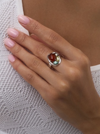 Купить кольцо из серебра с ситаллом, янтарём и фианитами в интернет-магазине KRASNOE