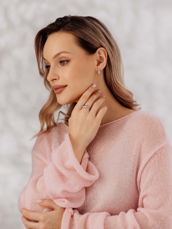 Серьги из серебра с фианитами