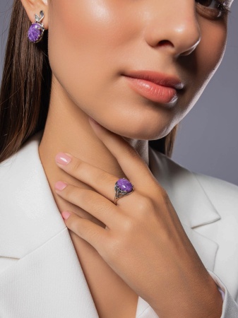 Купить кольцо из серебра с чароитом в интернет-магазине KRASNOE