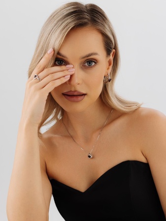 Серьги из серебра с гранатами