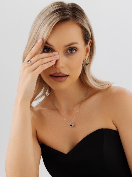 Серьги из серебра с гранатами