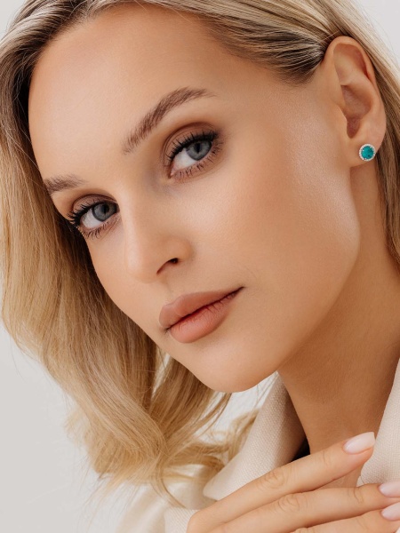 Пусеты из серебра с турмалином синт. в ювелирном интернет-магазине