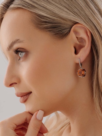 Серьги из серебра с фианитом