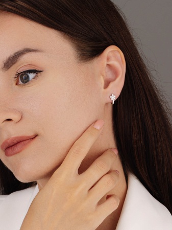 Серьги из серебра с фианитом