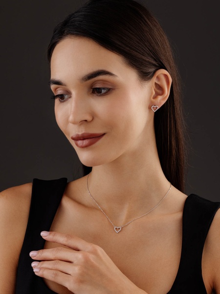 пусет из серебра с фианитом со скидкой