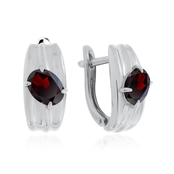 Серьги из серебра с гранатами в ювелирном интернет-магазине