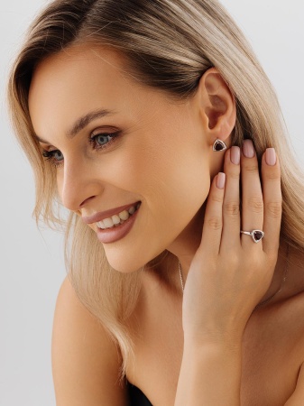 Серьги из серебра с гранатами