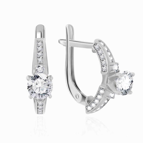 Серьги из серебра с фианитами со скидкой