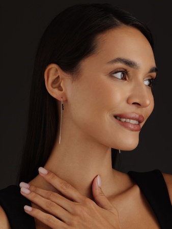 Серьги из серебра со шпинелью