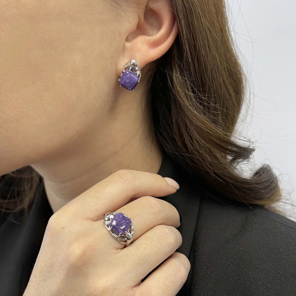 Серьги из серебра с чароитами и фианитами