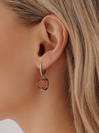 Серьги из серебра с фианитом