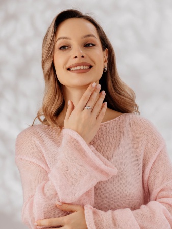 Серьги из серебра с фианитами