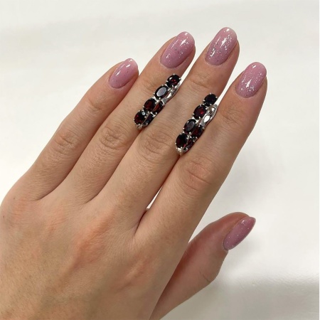 Серьги из серебра с гранатами
