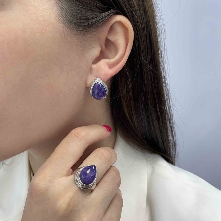 Серьги из серебра с чароитом