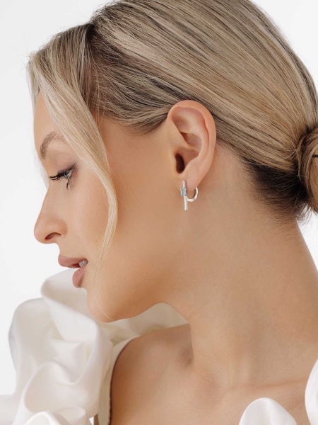 Серьги из серебра с фианитами в ювелирном интернет-магазине