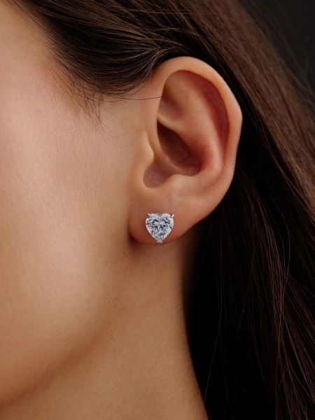 Пусеты из серебра с фианитами в ювелирном интернет-магазине