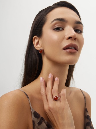 Купить кольцо из серебра с сердоликом в интернет-магазине KRASNOE