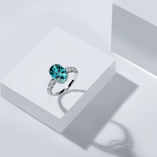 Кольцо из золота с бриллиантами blossom lite