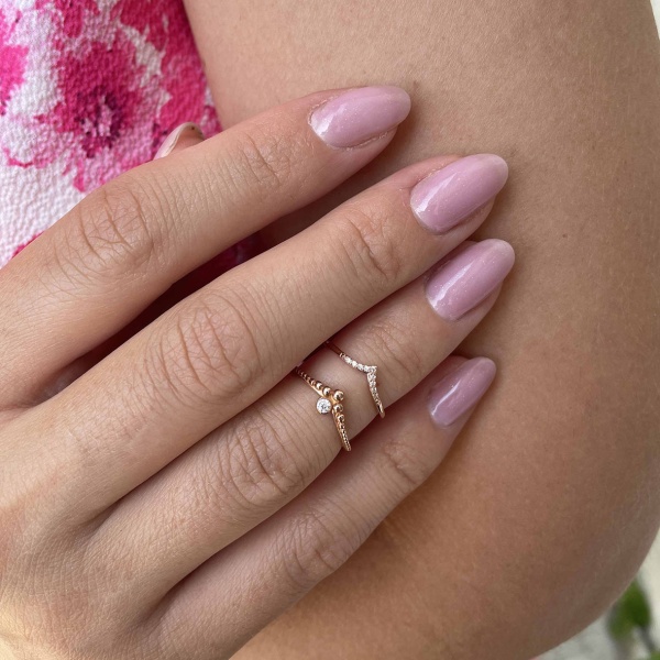 Купить кольцо из серебра с фианитами в интернет-магазине KRASNOE