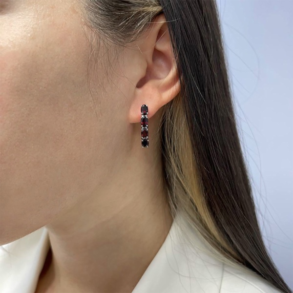 Серьги из серебра с гранатами