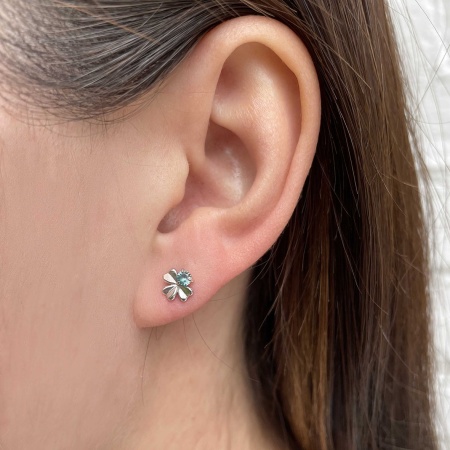 Пусеты из серебра с ситаллами со скидкой