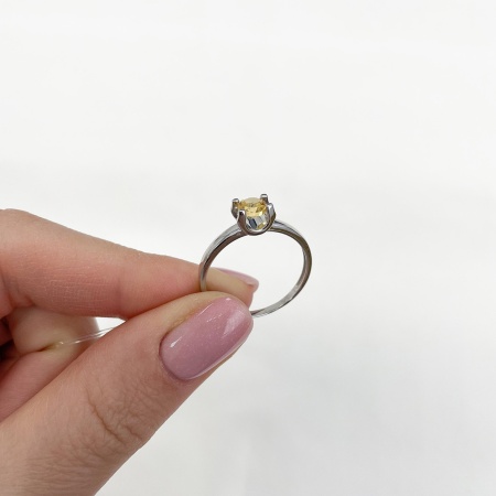 Купить кольцо из серебра с цитрином в интернет-магазине KRASNOE