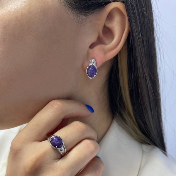 Серьги из серебра с чароитами
