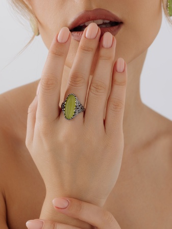 Купить кольцо из серебра с кошачим глазом в интернет-магазине KRASNOE