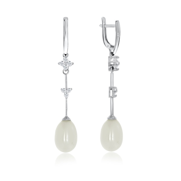 Серьги из серебра с жемчугами и фианитами со скидкой