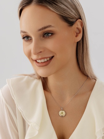 Купить подвеска из серебра с перламутром и фианитами