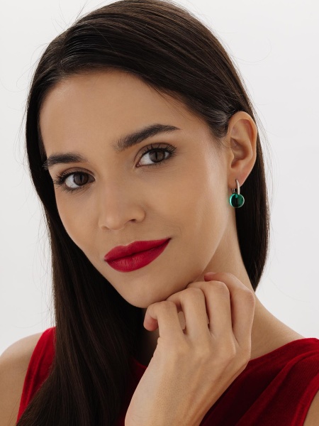 Серьги из серебра с зелёными кристаллами