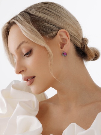 Серьги из серебра с рубинами звездчатыми