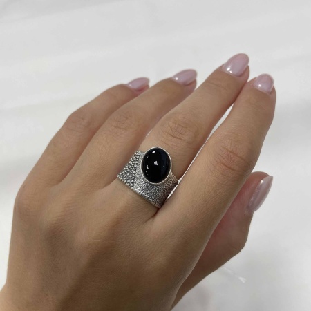 Купить кольцо из серебра с агатом в интернет-магазине KRASNOE