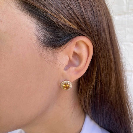 Серьги из серебра с цитринами и фианитами со скидкой