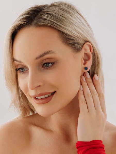 Пусеты из серебра с топазом в ювелирном интернет-магазине