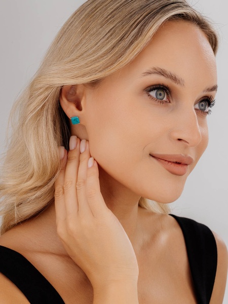 Пусеты из серебра с турмалином синт.