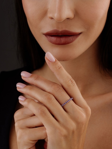 Кольцо из серебра с аметист со скидкой