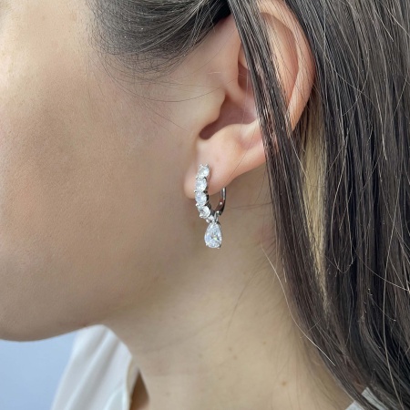 Серьги из серебра с фианитами