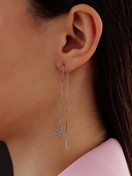 Серьги из серебра с фианитами со скидкой